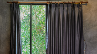 Curtain - dark by kg